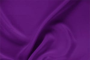 Tissu Drap Violet myrtille en Soie pour vêtements