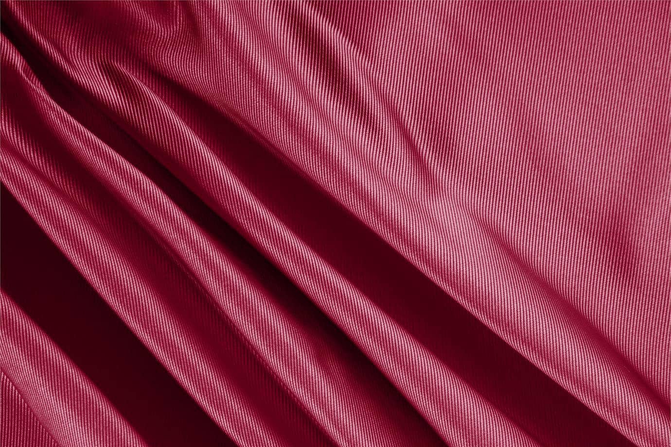 Tissu Dogaressa Rouge rubis en Soie pour vêtements