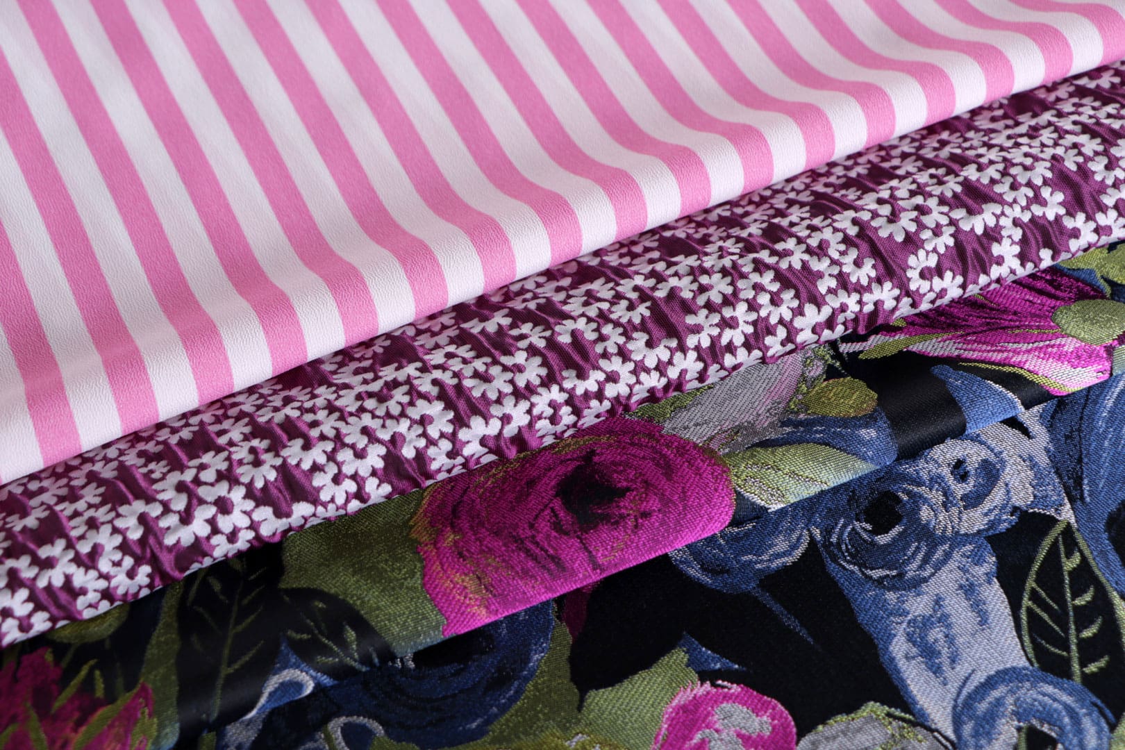 Tessuti per abbigliamento rosa o fucsia | new tess