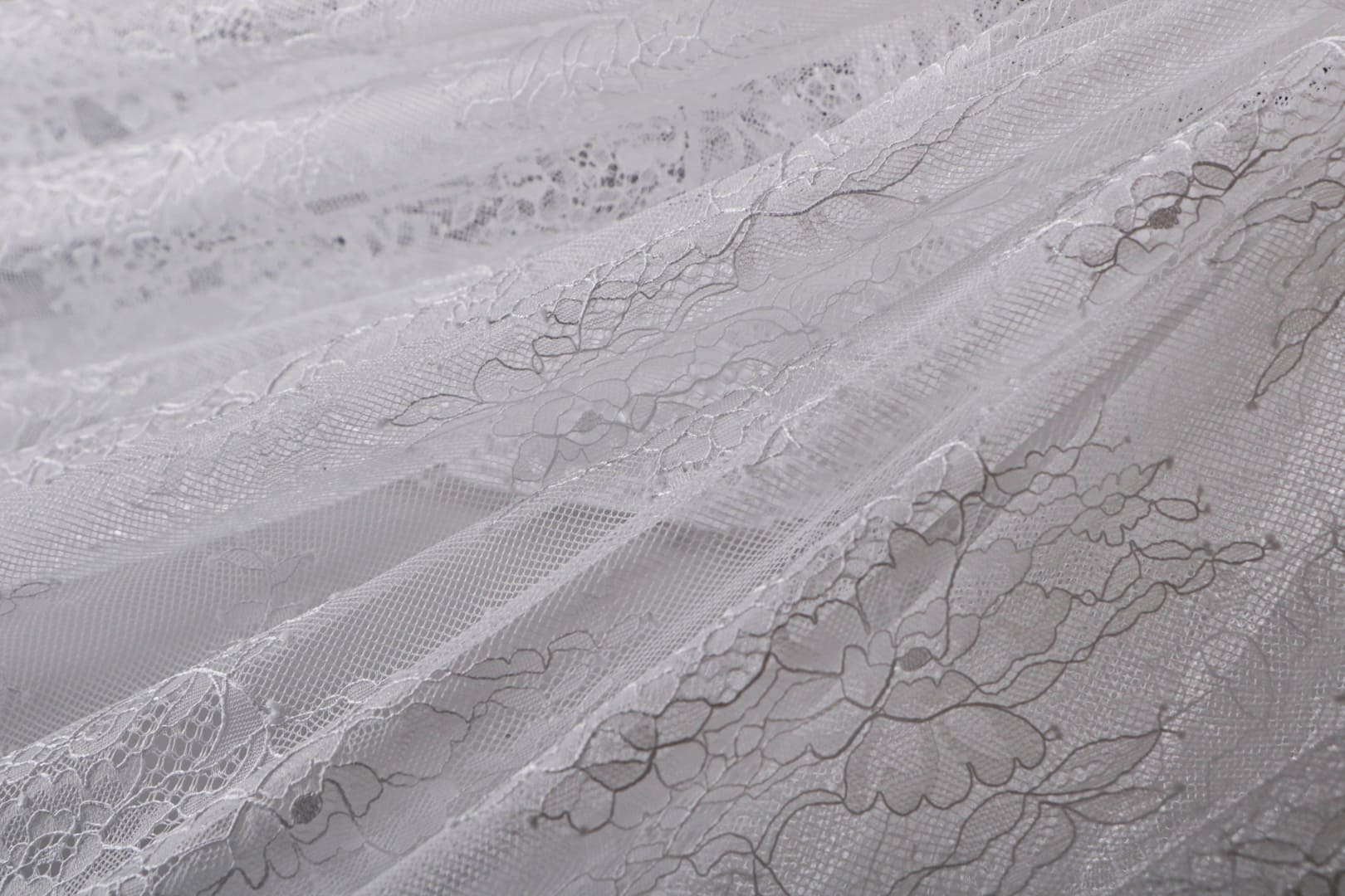 Tessuto Bianco in Poliestere per abbigliamento