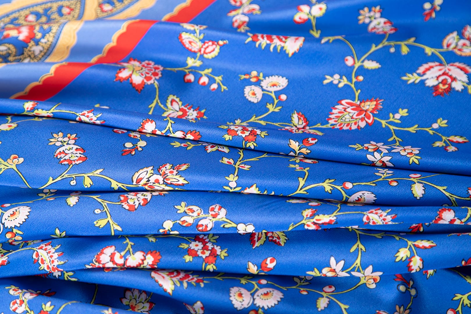 Blue, Red Silk Crêpe de Chine fabric for dressmaking