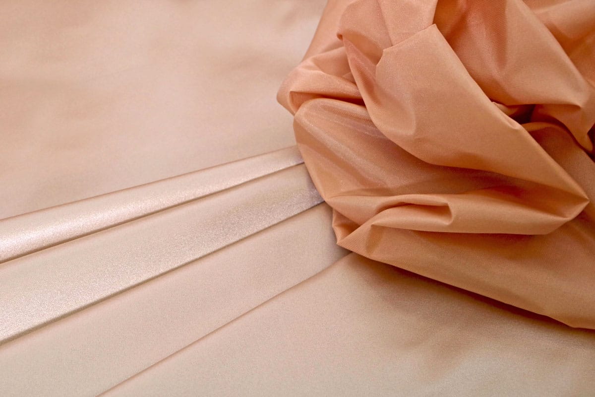 Beige fabrics for dressmaking | Tessuti beige per abbigliamento | Tissus beiges pour la couture | new tess