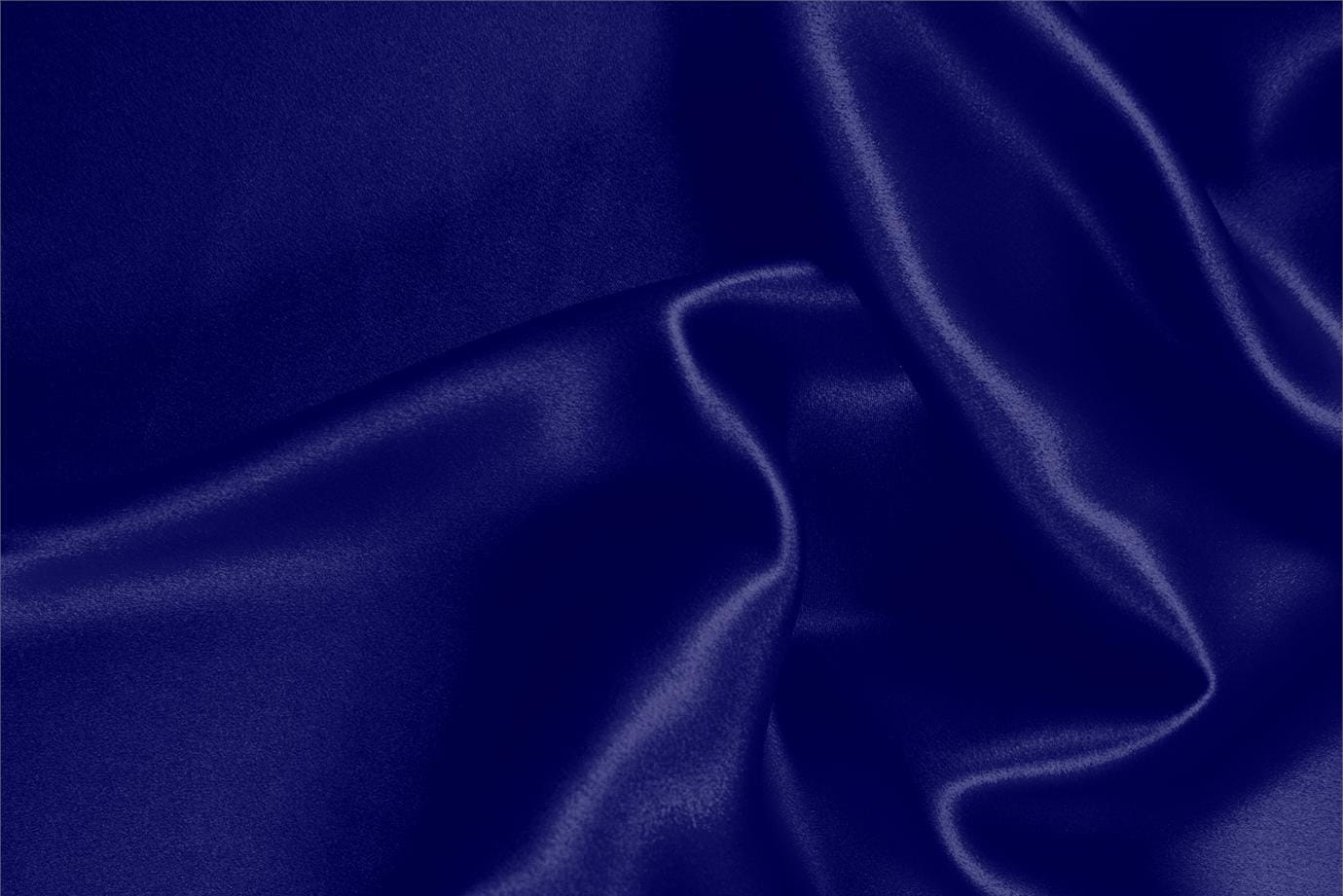 Tessuto Crêpe Satin Blu Persia in Seta per abbigliamento