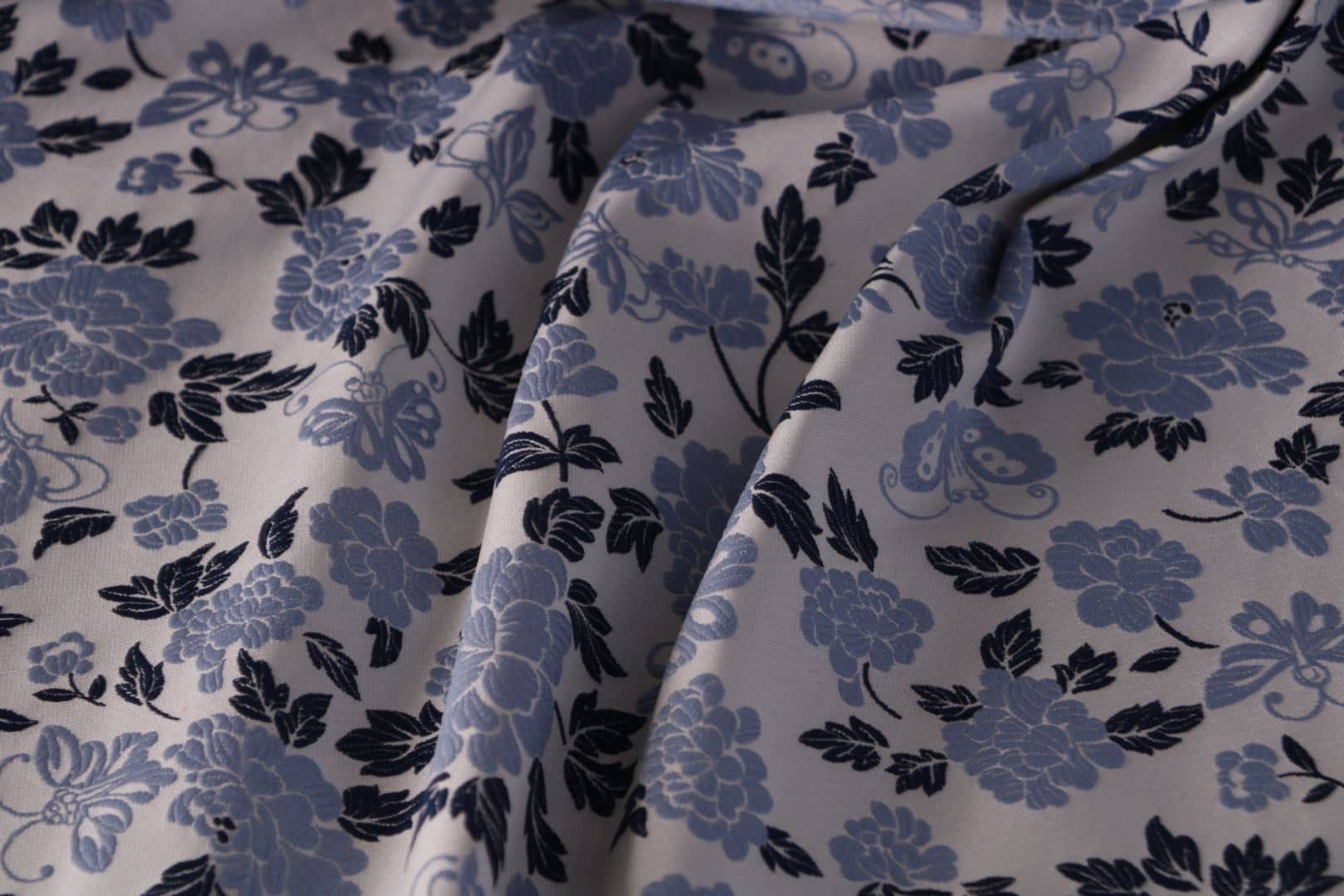 Tissu Bleu en Polyester, Soie pour vêtements