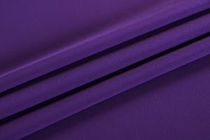Tissu Microfibre Crêpe Violet en Polyester pour vêtements