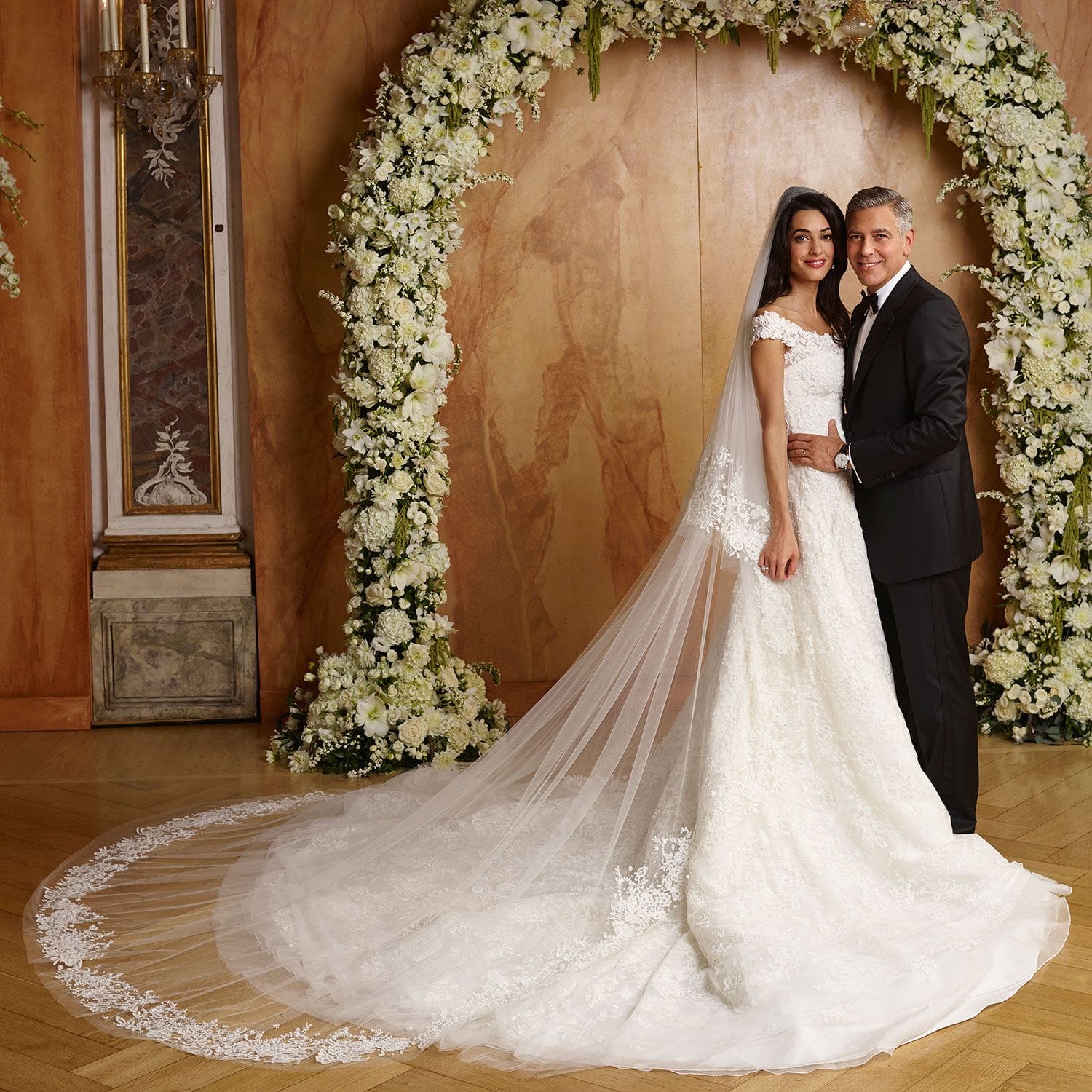 habit de mariage de Amal Clooney
