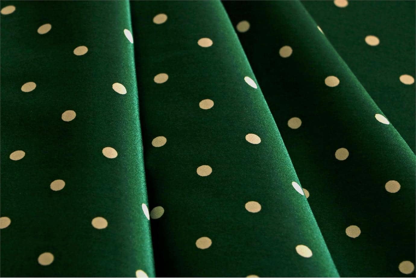 Green, White Silk Satin Polka Dot Fabric - Raso Se Omnibus Pois 201604