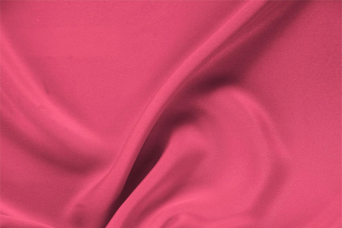 Petunia fuchsia silk drap fabric for dressmaking