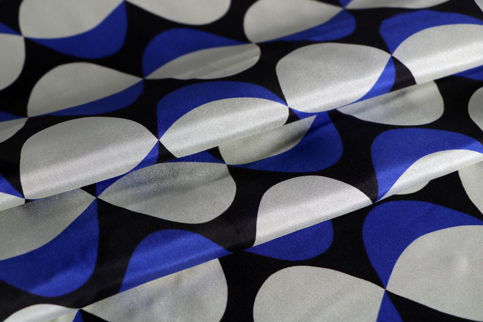 Tessuto Habutai Bianco, Blu, Nero in Seta per abbigliamento