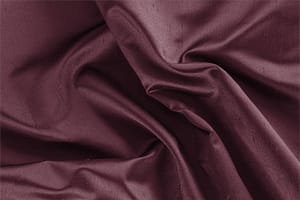 Tessuto Raso Shantung Rosso Vinaccia in Seta per abbigliamento