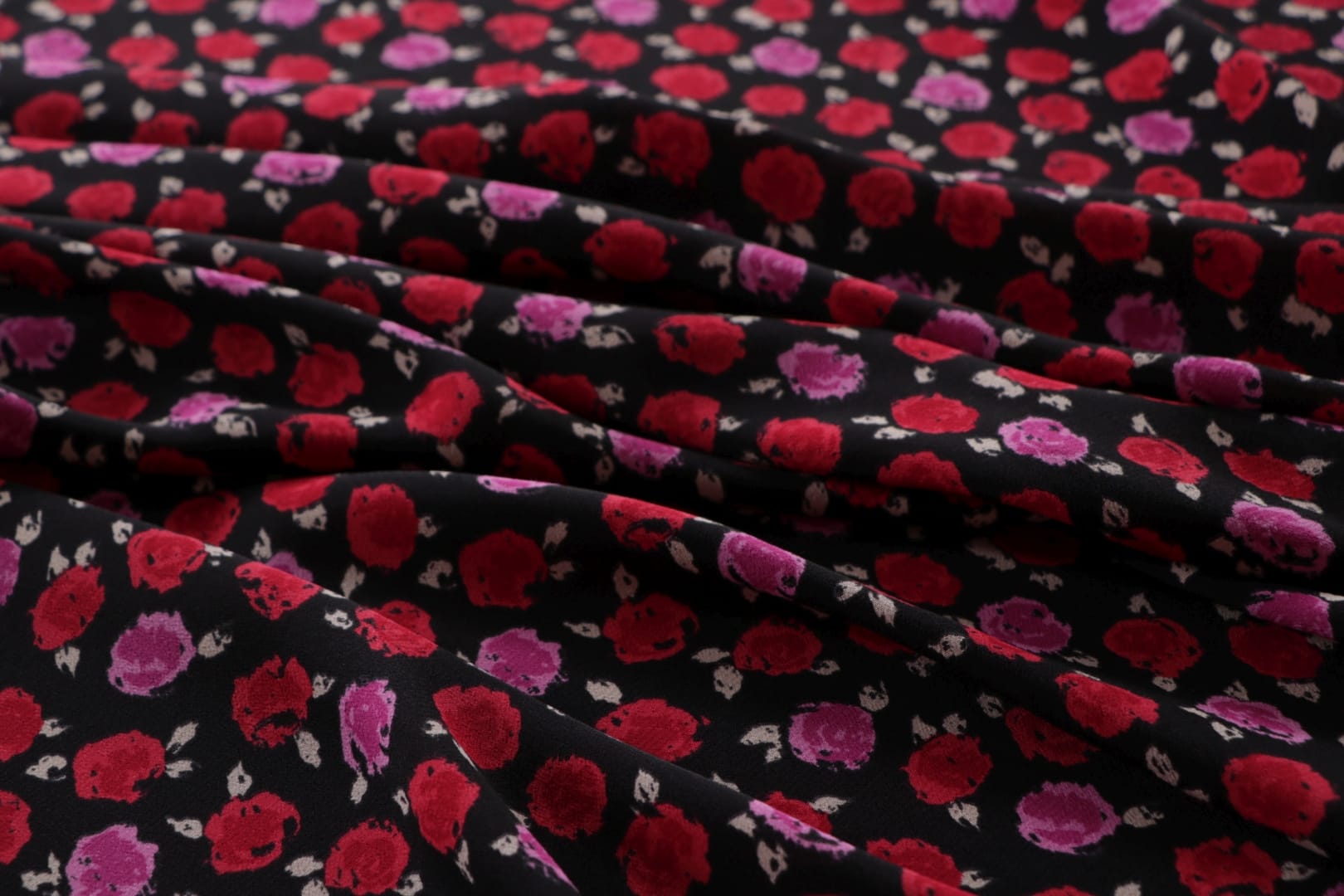 Tessuto Nero, Rosa, Rosso in Viscosa per abbigliamento