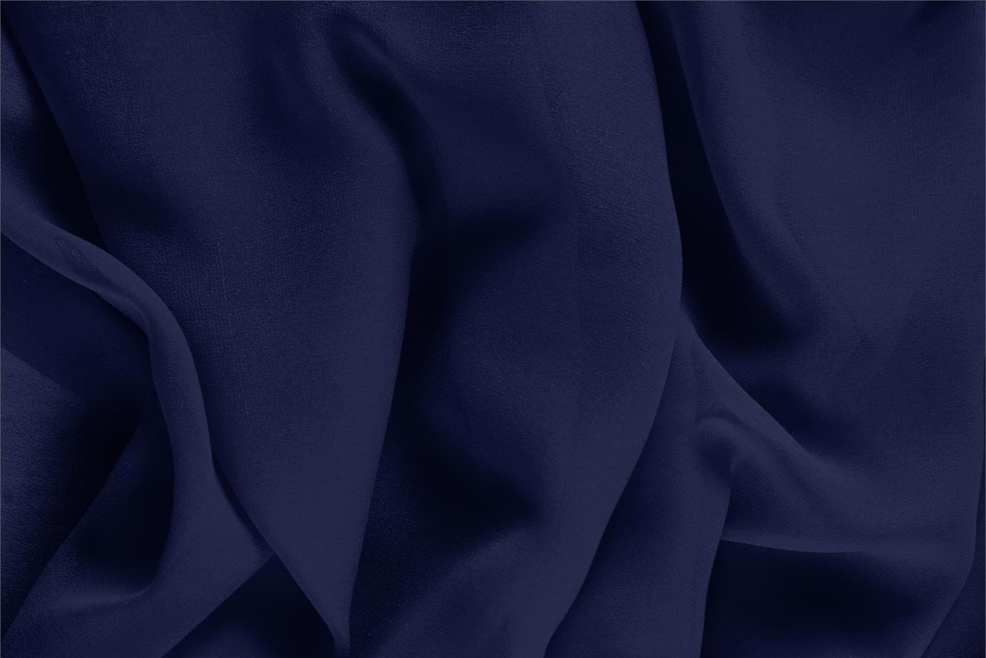 Tessuto Georgette Blu Marine in Seta per abbigliamento