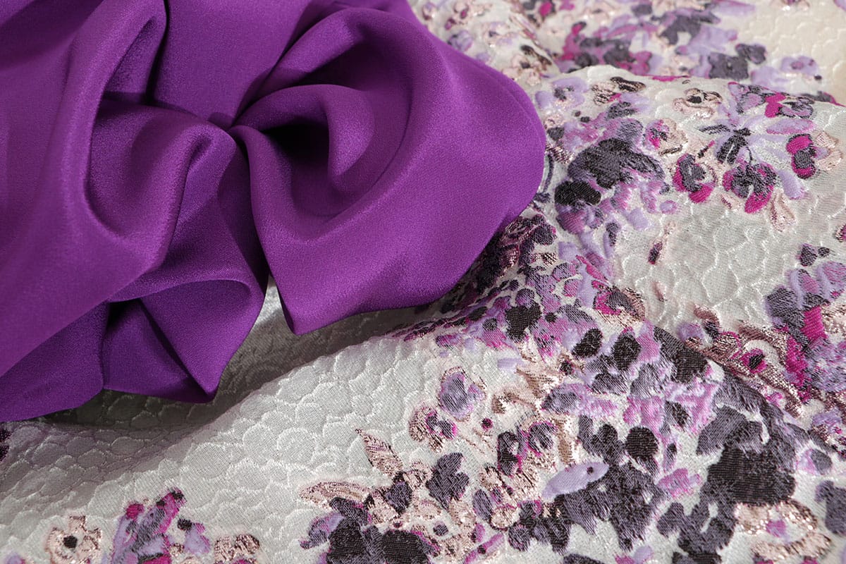 Purple floral woven fabric and cady silk | new tess