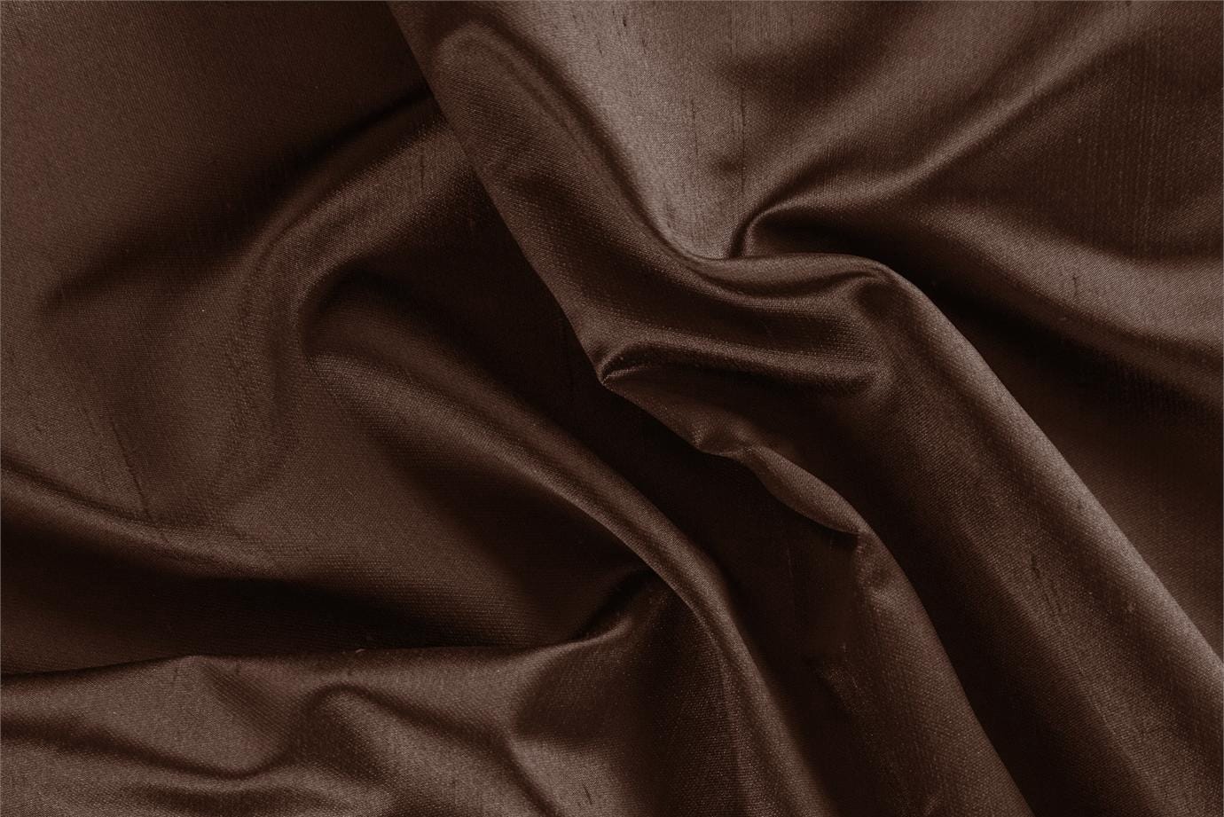 Tessuto Raso Shantung Marrone Cioccolato in Seta per abbigliamento