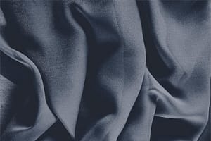 Tessuto Georgette Blu Calabrone in Seta per abbigliamento