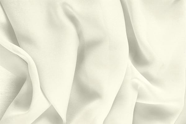 Tessuto Georgette Bianco Avorio in Seta per abbigliamento