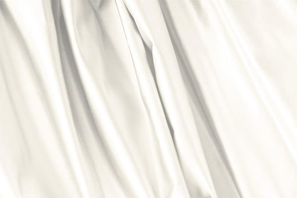 Tessuto Duchesse Bianco Avorio in Seta per abbigliamento