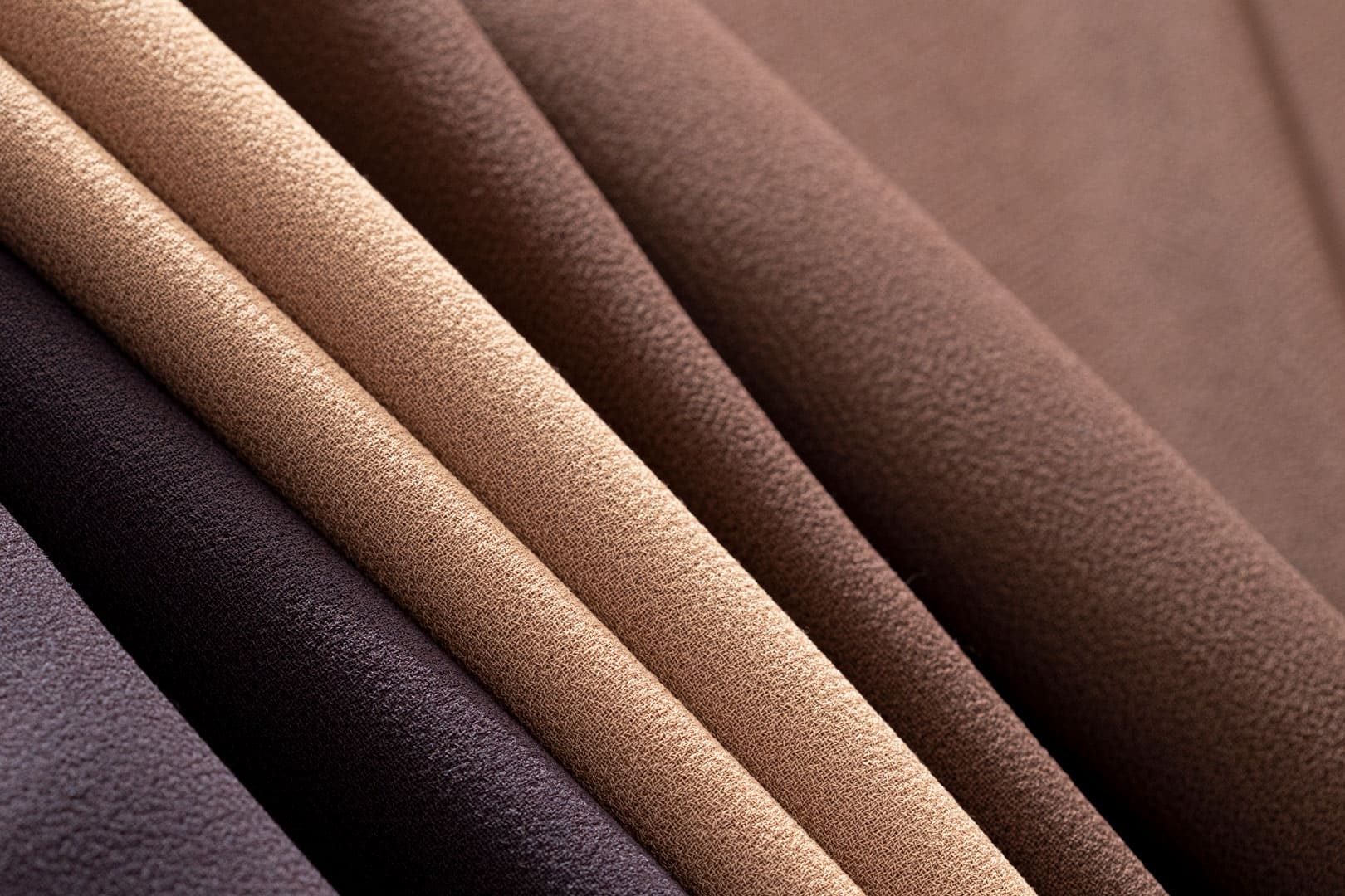 Brown wool double crepe fabric | new tess