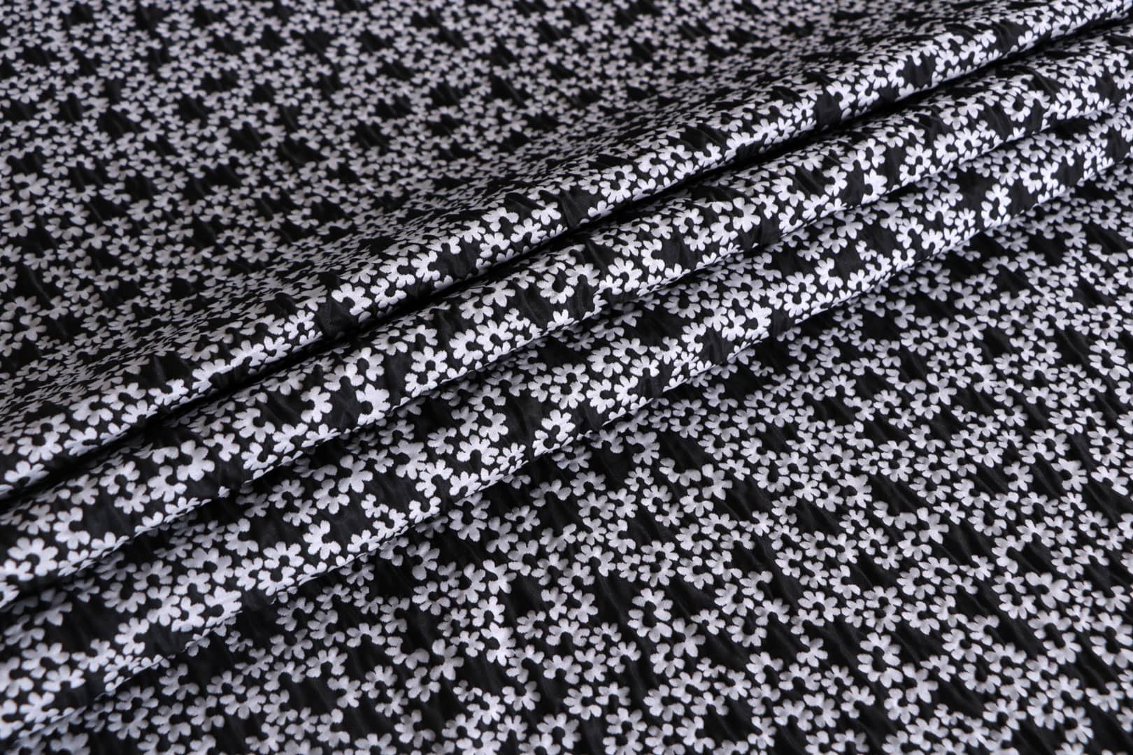 Tissu Blanc, Noir en Polyester pour vêtements