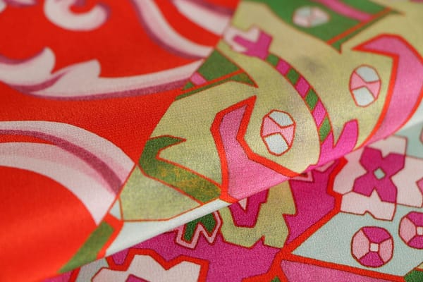 Green, Multicolor, Red Silk Crêpe de Chine fabric for dressmaking