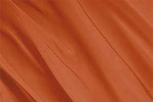 Tessuto Radzemire Arancione Mandarino in Seta per abbigliamento