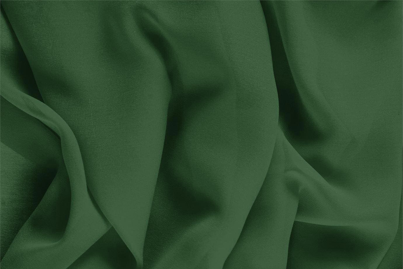 Tessuto Georgette Verde Abete in Seta per abbigliamento