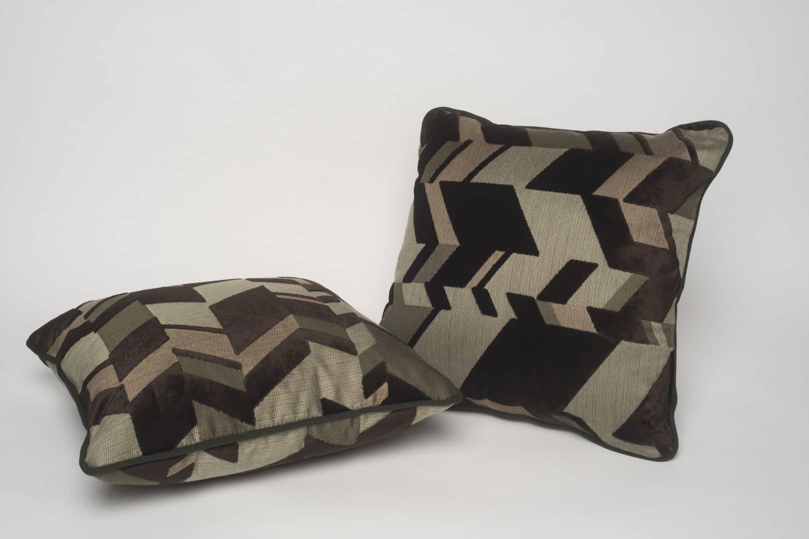 Tissu d'ameublement J4054EAT CAMOUFLAGE 002 Army