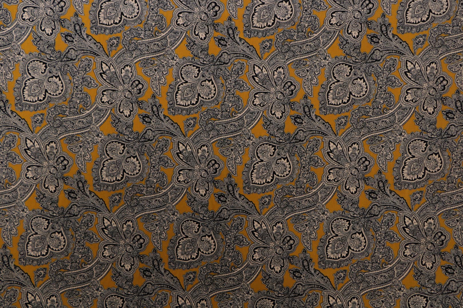 TECLA<br />002 Giallo