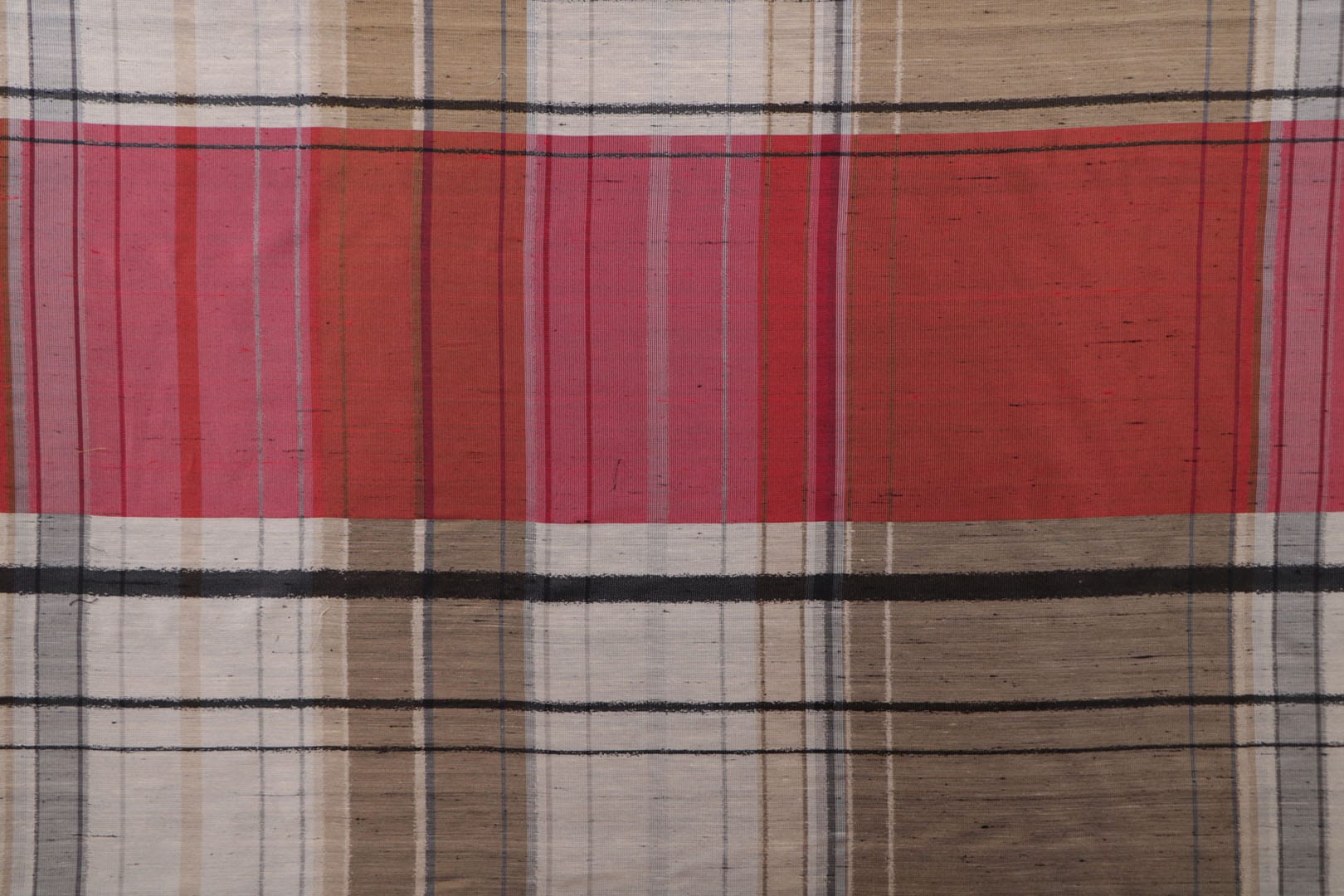 J1530 GIACOMETTA 002 Rubino