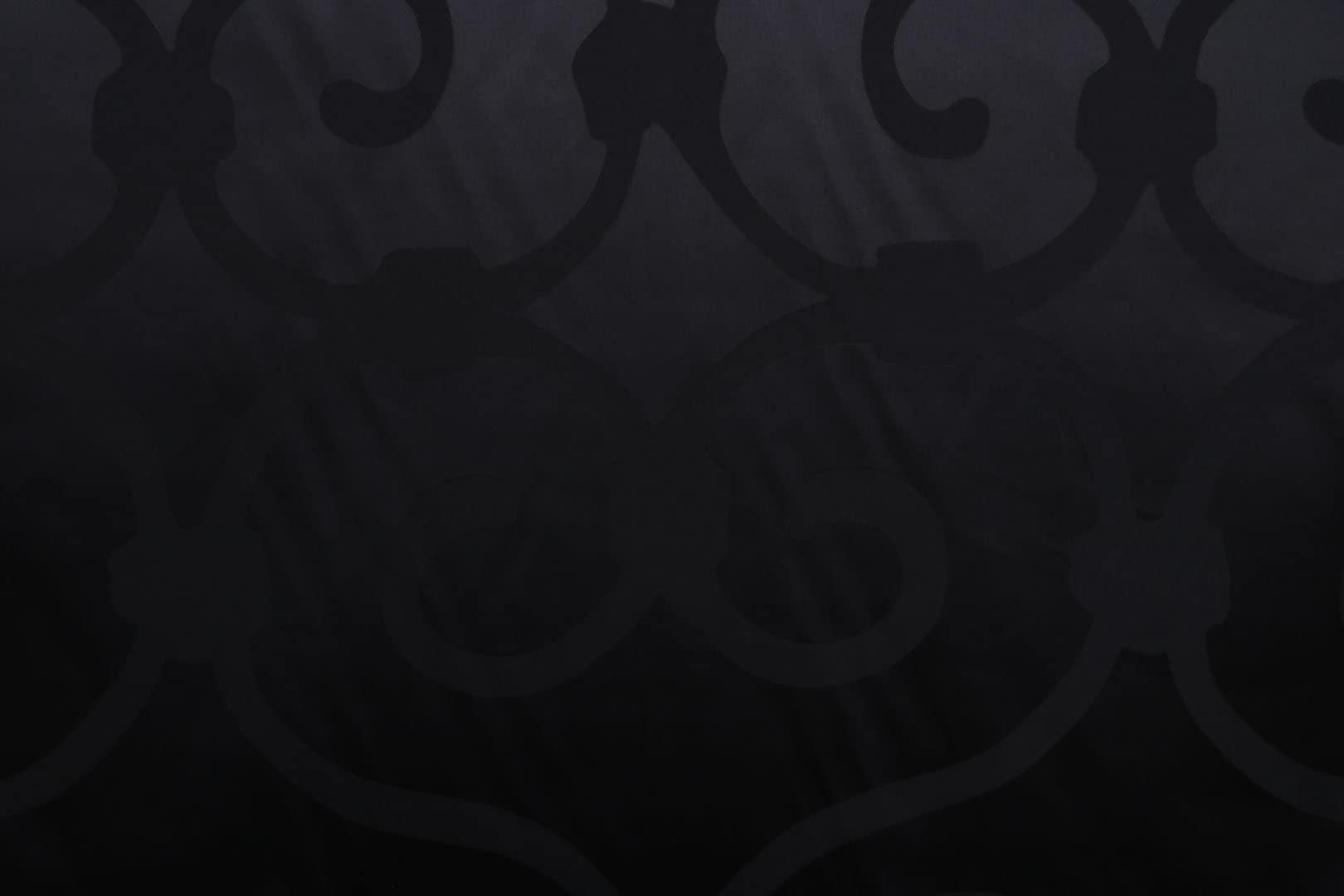 CHIARO SCURO 001 Nero