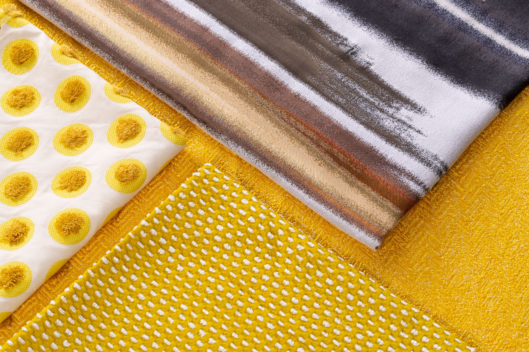 Decorating with yellow | BROCHIER design inspirations