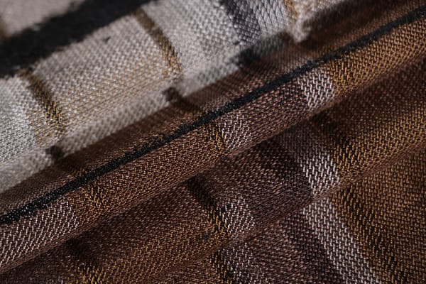 GIACOMETTA003 Mogano