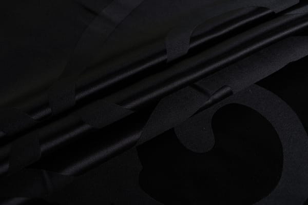 CHIARO SCURO001 Nero