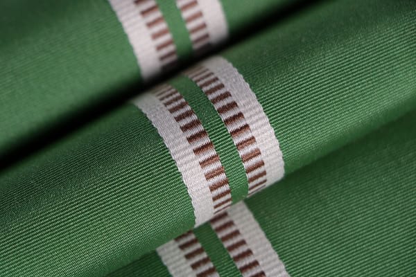 TRATTI005 Menta nero