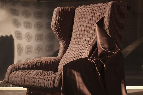 DODICI<br />011 Ebano