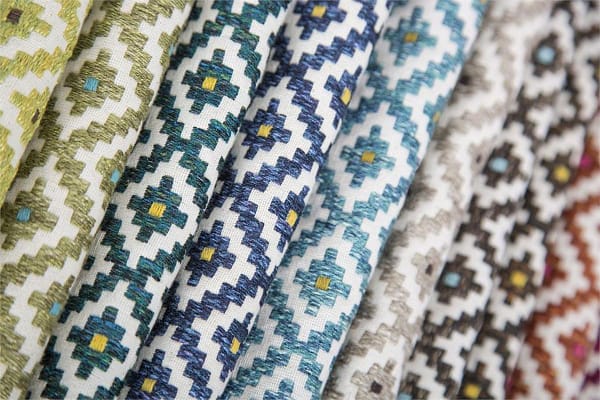 CORTE<br />002 Pavone