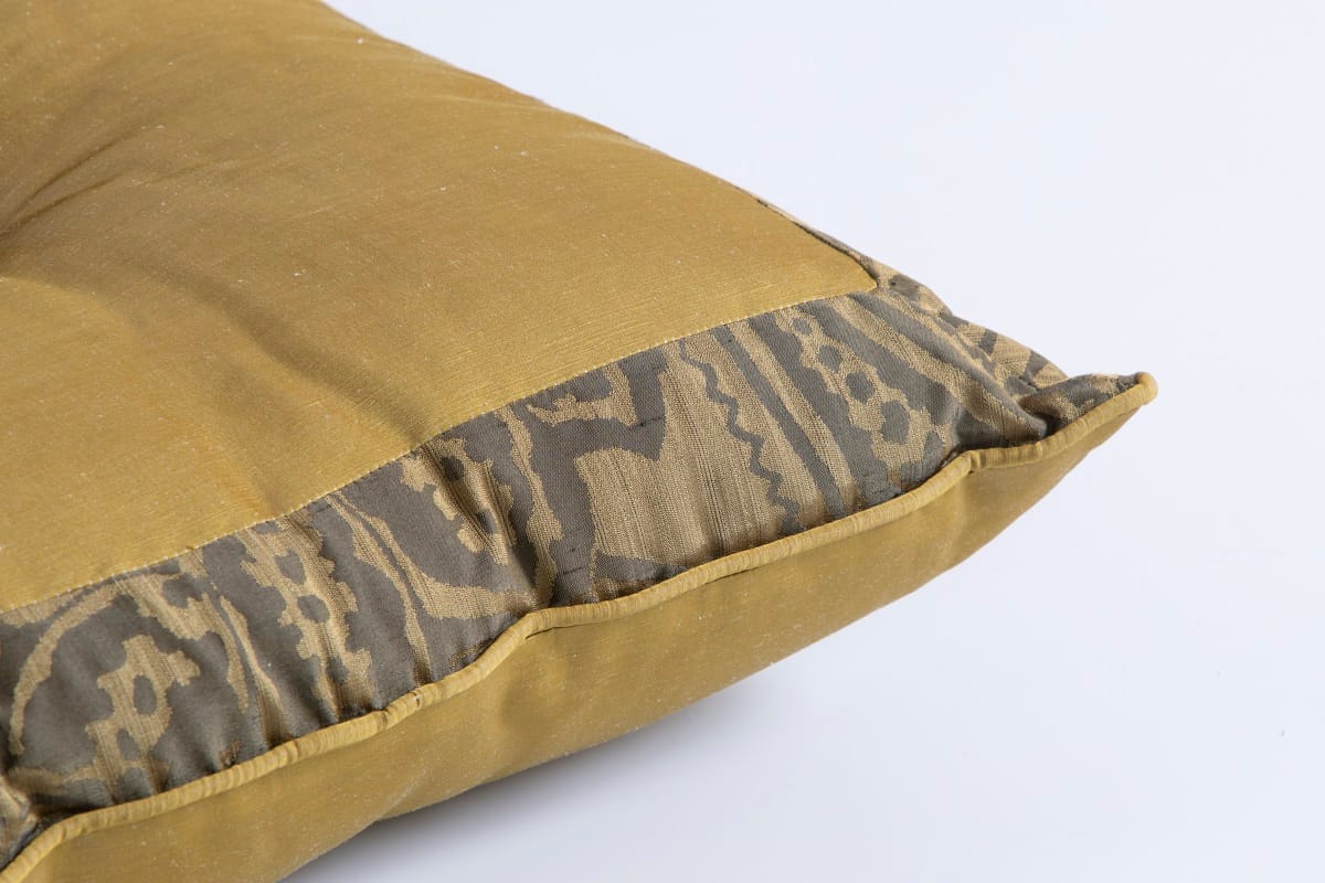 Designer cushion Jimi Pechino Army | BROCHIER e-shop