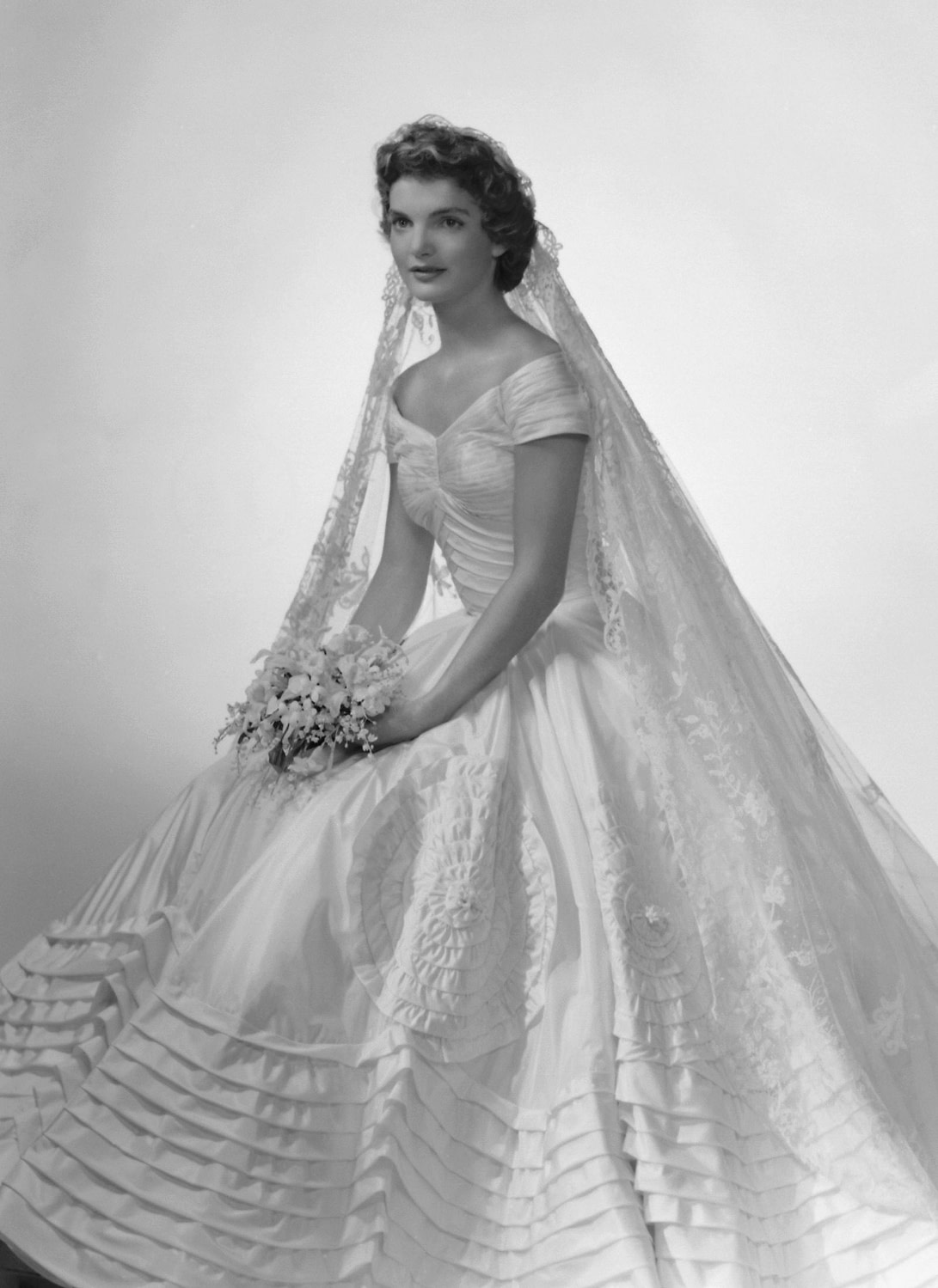 bridal gown of Jackie Kennedy
