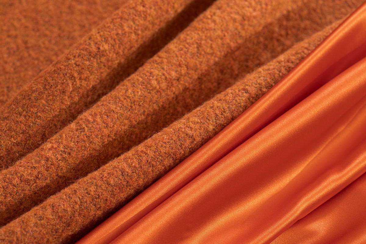 Dark orange fabrics for dressmaking and fashion | Tessuti arancioni per abbigliamento e moda