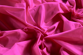 Tissu Taffetas Rose Fuchsia Floqué Velours Noir - 40 M X 1.40 M - NEUF - France