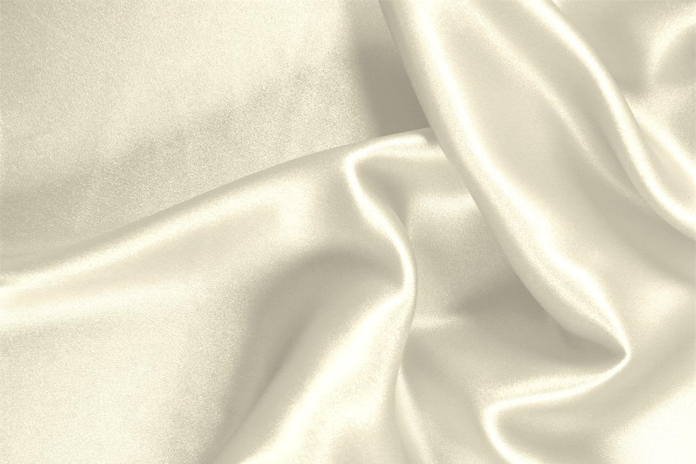 Tissu Couture Crêpe Satin Blanc lait en Soie UN000139