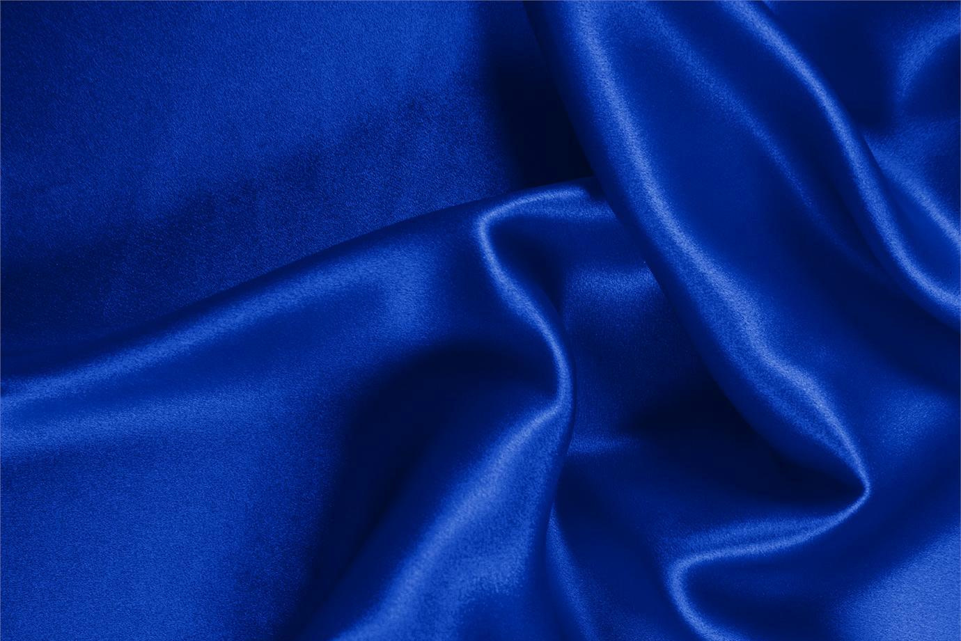 Tessuto Crêpe Satin Blu Elettrico in Seta per Abbigliamento UN000178
