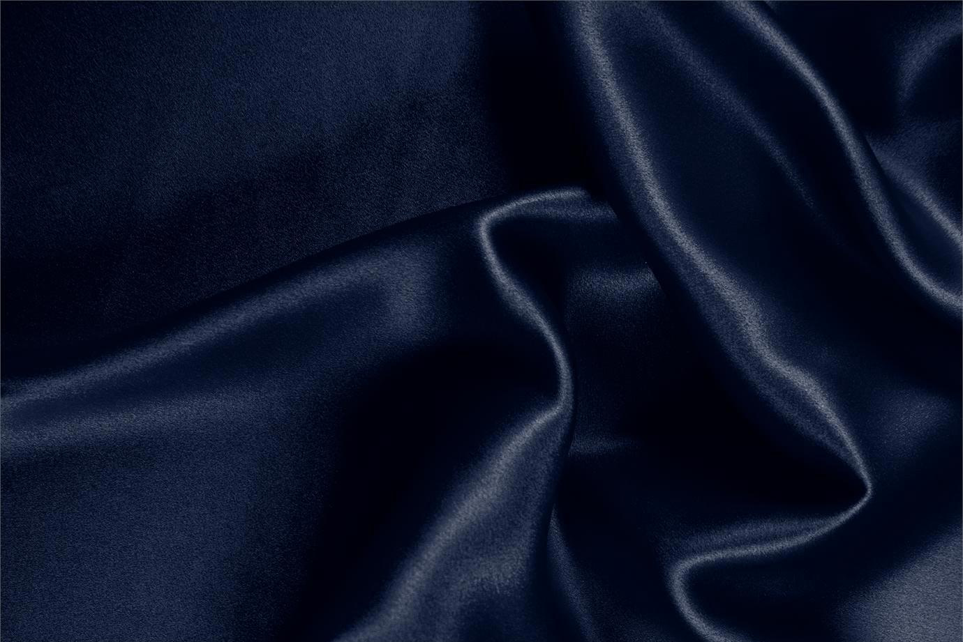 Tessuto Crêpe Satin Blu Navy in Seta per Abbigliamento UN000181
