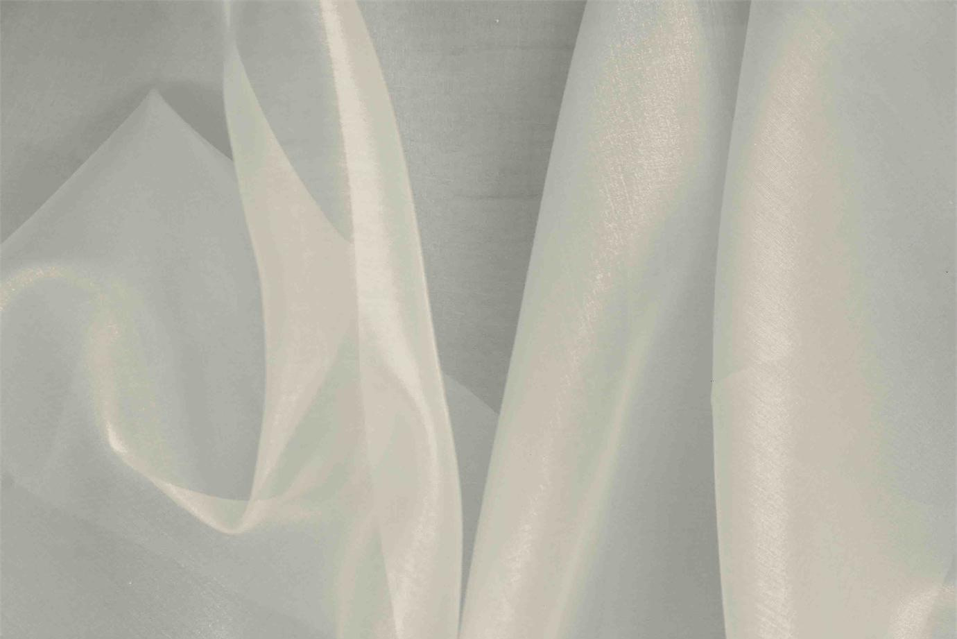 Gray Silk Organza Apparel Fabric UN000578