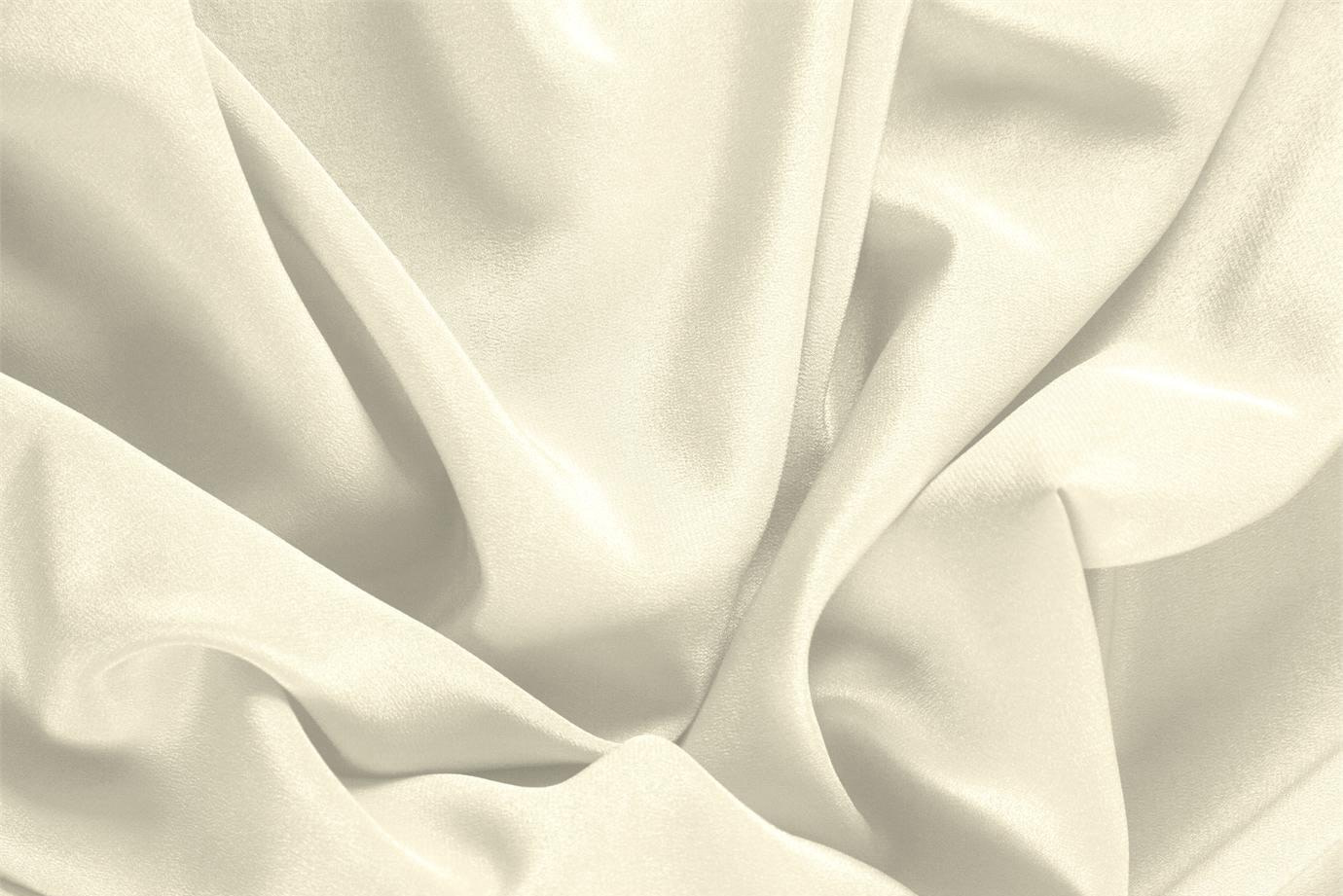 Tessuto Crêpe de Chine Bianco Latte in Seta per Abbigliamento UN000328