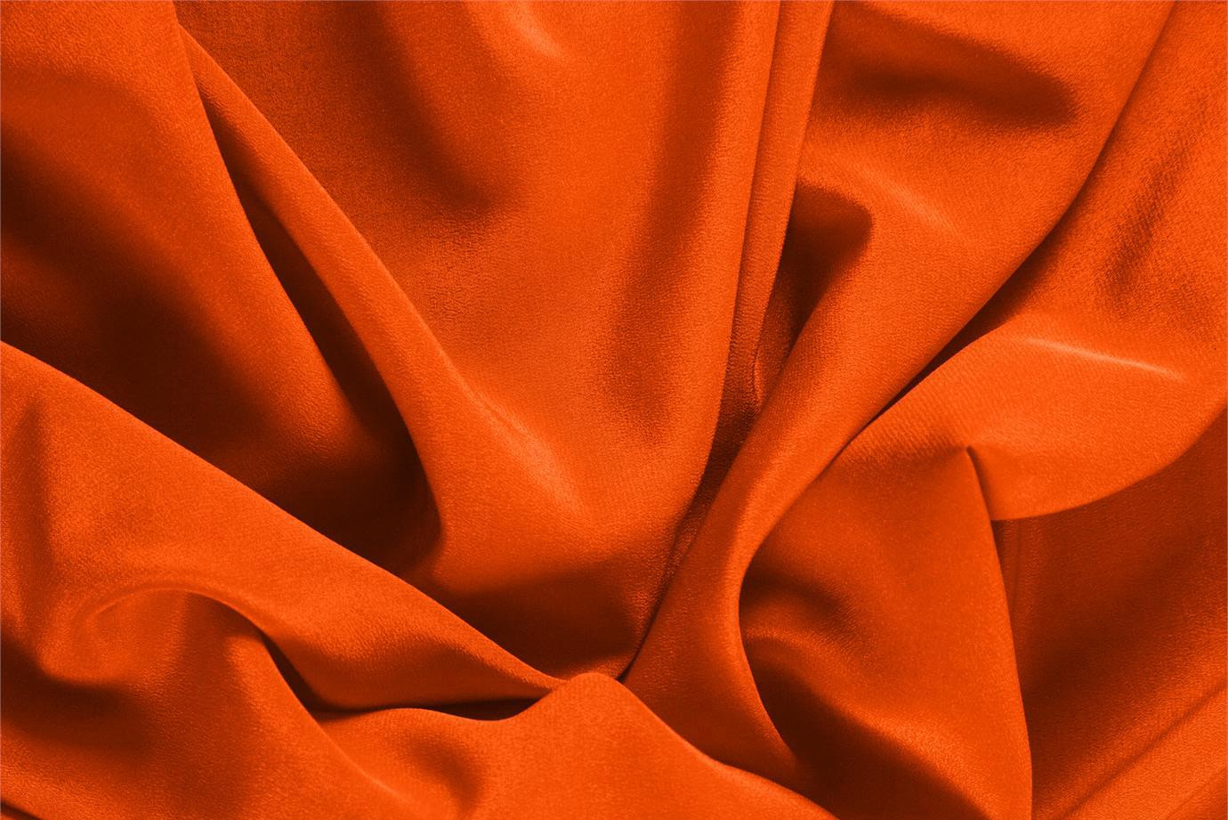 Tessuto Crêpe de Chine Arancione Corallo in Seta per Abbigliamento UN000344