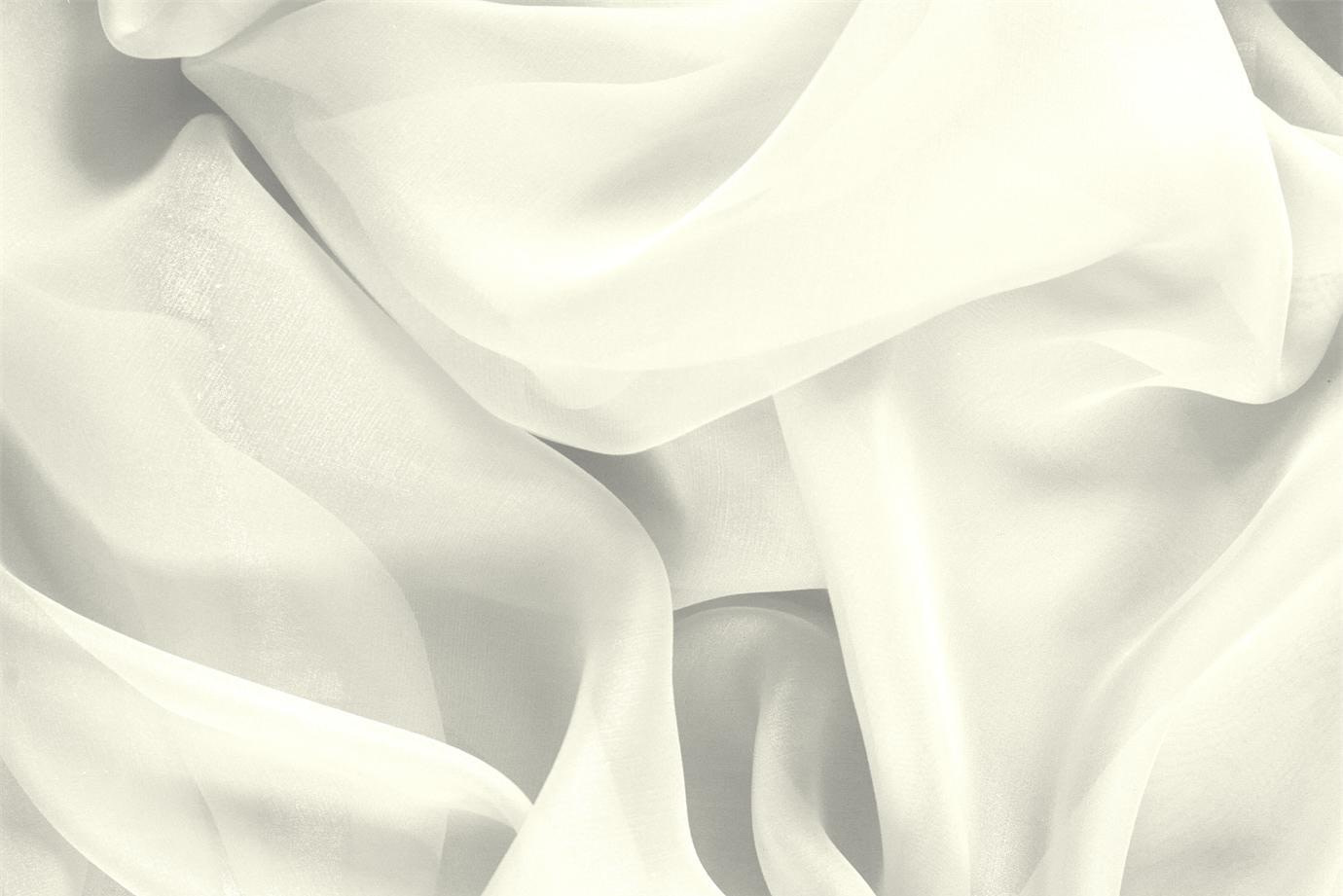Tessuto Chiffon Bianco Avorio in Seta per Abbigliamento UN000493