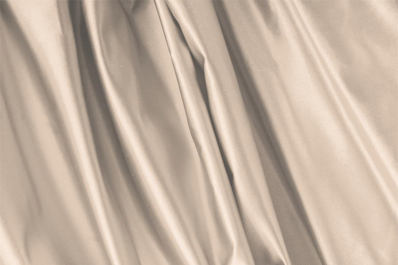 Tessuto Duchesse Beige Sabbia in Seta per Abbigliamento UN000044
