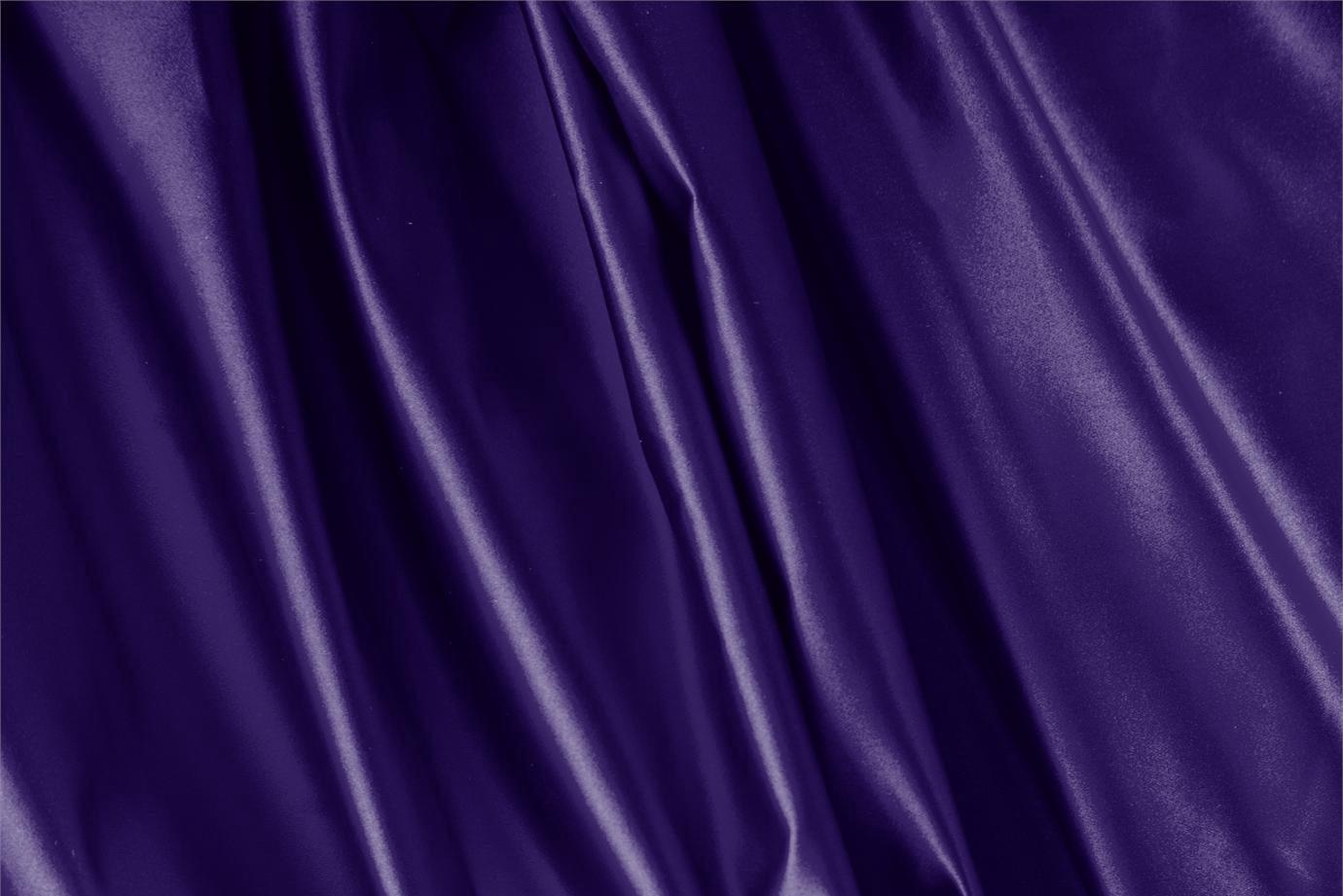 Tessuto Duchesse Viola Indaco in Seta per Abbigliamento UN000068