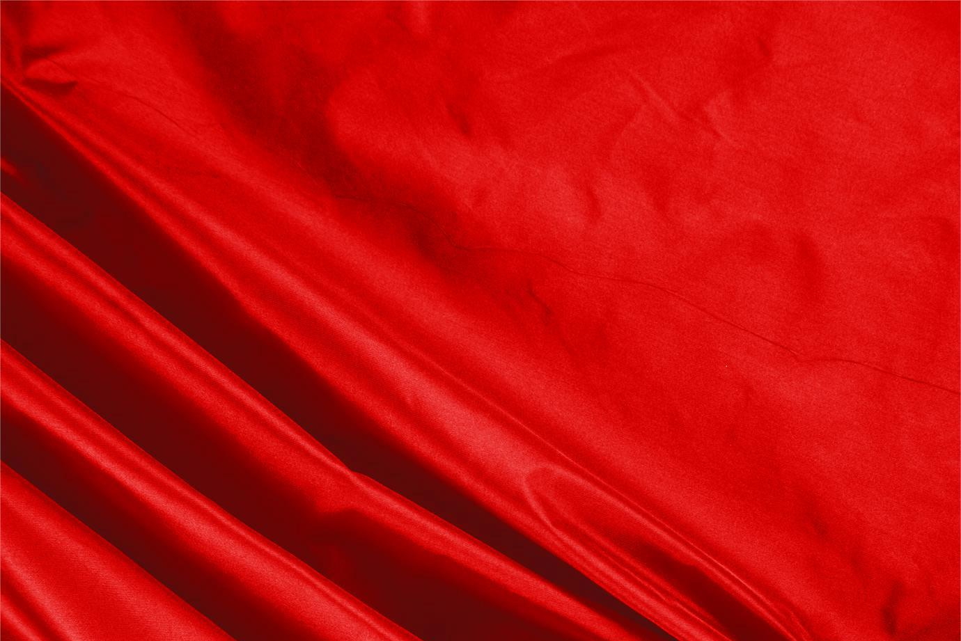 Tessuto Taffetà Rosso Fuoco in Seta per Abbigliamento UN000242